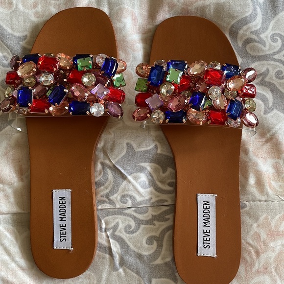 Sandals - Picture 3 of 6